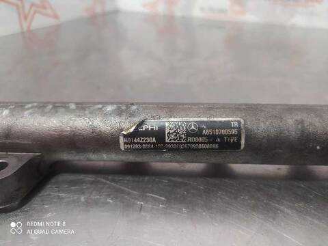 Foto 1ª: Rampa Inyectora Mercedes Clase E 180 BERLINA 95CV 70KW (1995)