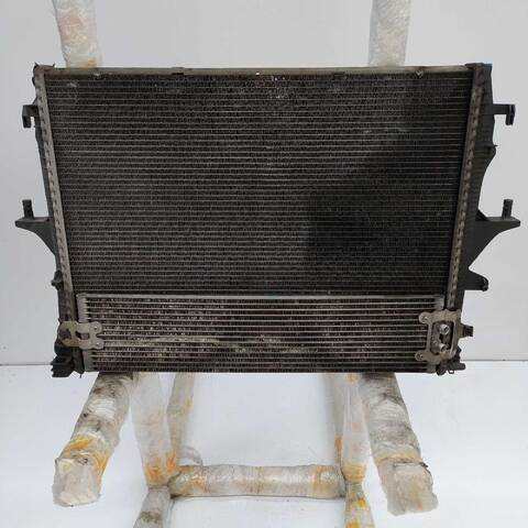 Foto 3ª: Radiador Motor Volkswagen Touareg 2.5 R5 TDI 174CV (2002)