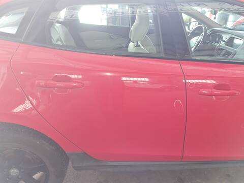 Puerta Trasera Derecha Volvo V40 MOMENTUM 114CV 84KW