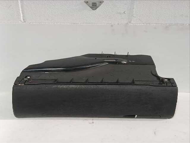 Foto 2ª: Guantera Audi A4 1.9 TDI 130CV [AVF AWX] (2000)