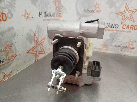 Foto 2ª: Abs Toyota Yaris HYBRID ACTIVE 101CV [1NZ] (2019)