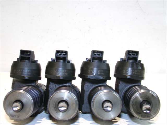 Foto 4ª: Inyectores Volkswagen Passat 1.9 TDI 2000-2005 [AWX] (2002)