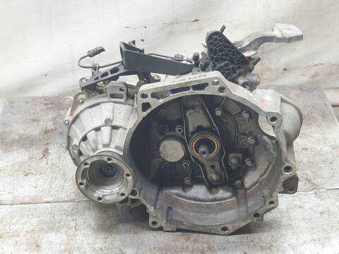 Foto 3ª: Caja Cambios Volkswagen Caddy COMFORTLINE BLUEMOTION (2010)