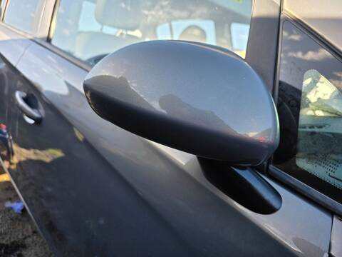 Foto 1ª: Retrovisor Derecho Opel Corsa EXCELLENCE 90CV 66KW (2015)