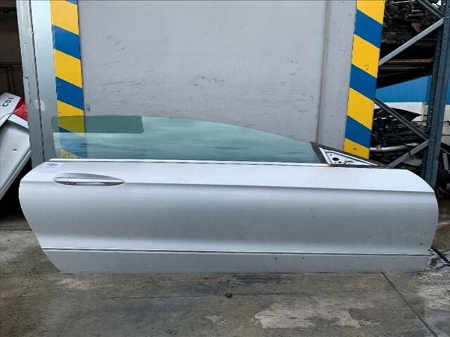 Foto 1ª: Puerta Delantera Derecha Mercedes Clase E 180 250 CDI COUPE (2011)