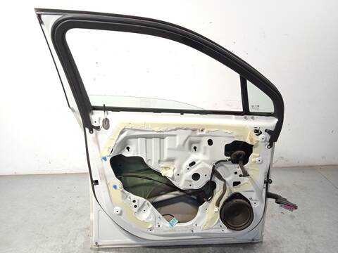 Foto 4ª: Puerta Delantera Izquierda Chevrolet Orlando 2.0 D 163CV 120KW [Z20D1] (2012)