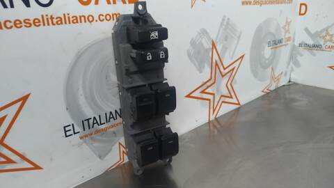 Foto 3ª: Botonera Elevalunas Toyota Auris VERSION INDEFINIDA (2013)