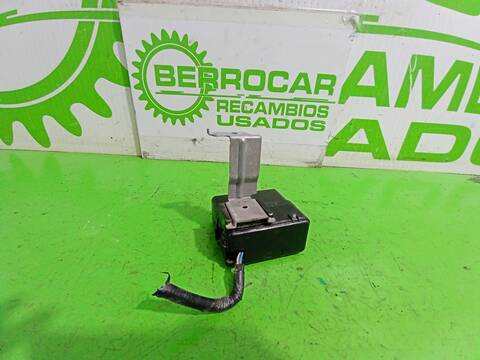 Foto 2ª: Caja Reles Fusibles Nissan Juke ACENTA 117CV 86KW [HR16DE] (2012)