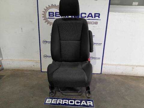 Foto 1ª: Asiento Delantero Derecho Toyota Verso 2.2 D-CAT 177CV [D/ 2AD-FHV] (2004)