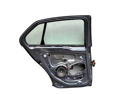 Foto 3ª: Puerta Trasera Izquierda Volkswagen Jetta ADVANCE 1 16V TSI 1390 CM3) 122CV [CAXA] (2005)