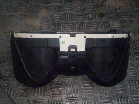 Foto 2ª: Cuadro de Instrumentos Ford Fiesta TREND 95CV 70KW [TZJB] (2011)