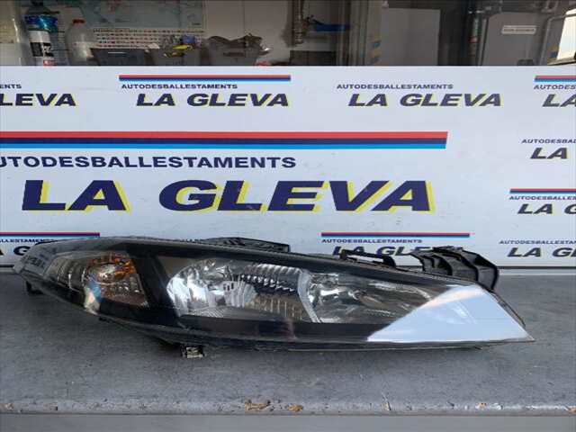 Faro Derecho Renault Laguna 1.9 DCI