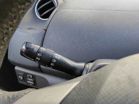 Mando Multifuncion Toyota Yaris 1NRFE