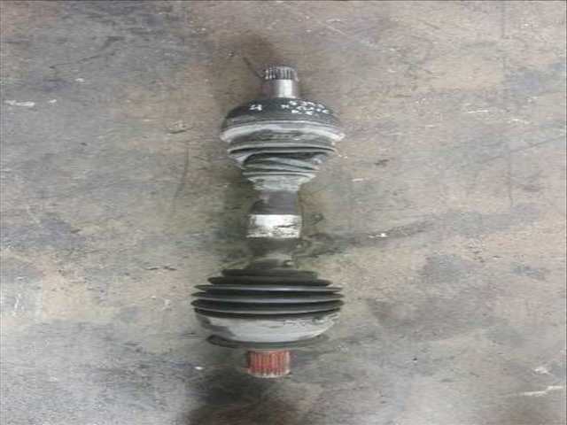 Foto 1ª: Transmision Delantera Izquierda Mercedes Clase A 140 A 180 CDI BLUEEFFICIENCY 176.012) 109CV 80KW [K9K] (2016)