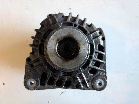 Alternador Renault Clio K9K704