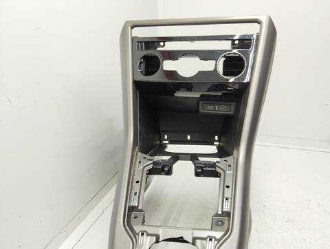 Foto 2ª: Consola Central Volkswagen T-Roc BASIS 116CV 85KW [DTRD] (2021)