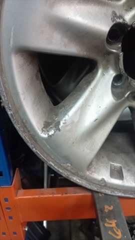 Foto 2ª: LLanta Aleacion Nissan Patrol 3.0 D GR Y61 3P [ZD30] (2002)