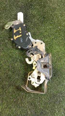 Foto 2ª: Cerradura Puerta Trasera Izquierda Toyota 4 Runner 3.0 T DIESEL (1993)