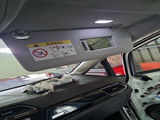 Parasol Derecho Volkswagen Touran SPORT BMT 150CV 110KW