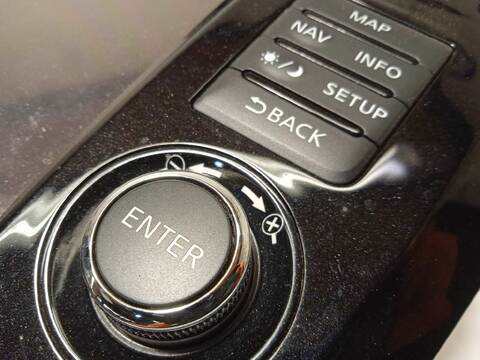 Foto 4ª: Sistema GPS Nissan Qashqai 1.5 TD CAT 110CV 81KW [K9K646] (2017)