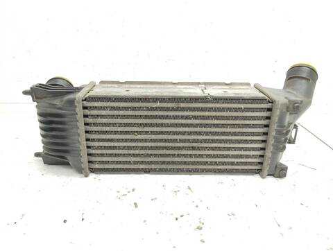 Foto 3ª: Intercooler Citroen C5 PREMIER E) BERLINA 109CV 80KW [9HY] (2005)