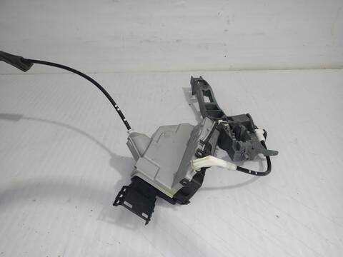 Foto 3ª: Cerradura Puerta Trasera Izquierda Peugeot 3008 STYLE 114CV 84KW [9HD] (2014)