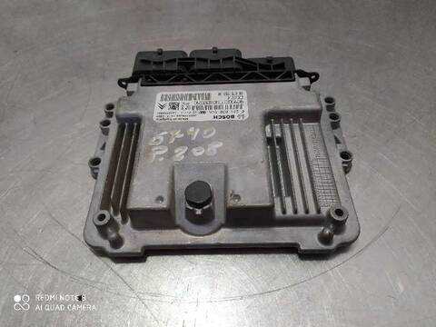 Foto 3ª: Centralita Motor ECU Peugeot 208 STYLE 99CV 73KW [9H06] (2015)