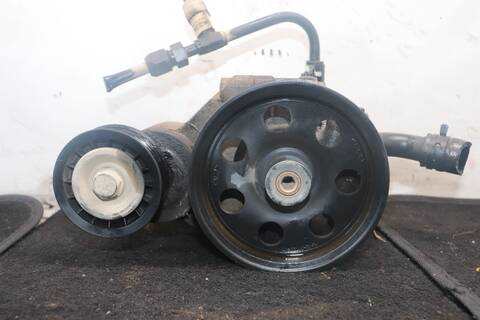 Bomba de Direccion Ford Focus TREND 101CV 74KW