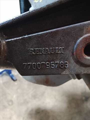 Foto 3ª: Caja Cambios Renault Express 1.9 D [F8Q] (1997)