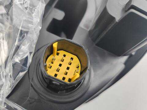 Foto 2ª: Faro Derecho Citroen Jumper 30 L1H1 HDI 110 FAP 110CV 81KW (2011)