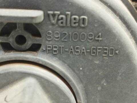 Foto 2ª: Faro Antiniebla Delantero Izquierdo Ford Focus TREND TURNIER 115CV 85KW [KKDA] (2008)