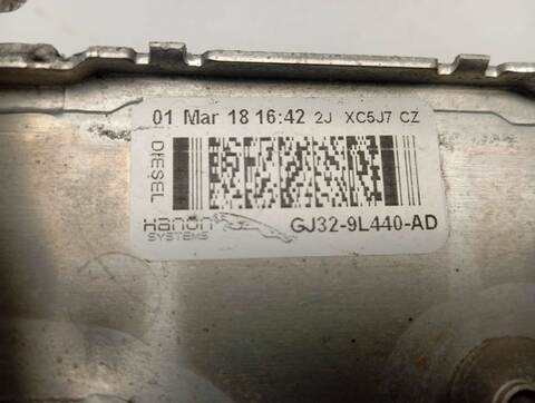 Foto 3ª: Intercooler Jaguar E Pace SE 149CV 110KW [204DTD] (2018)