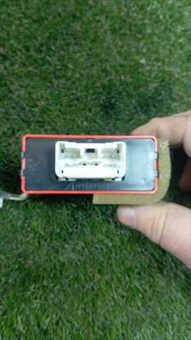 Foto 4ª: Caja Reles Fusibles Lexus LX 4.7 G 470 V8 (2002)