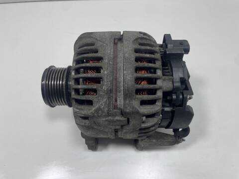 Foto 2ª: Alternador Volkswagen Golf ASV BERLINA (2001)