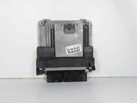 Centralita Motor ECU Audi A4 BASICO AVANT