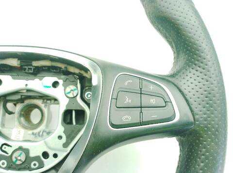Foto 2ª: Volante Mercedes Clase V 200 V 220 CDI - D 447.811 447.813 447.815) [OM 651.950] (2014)
