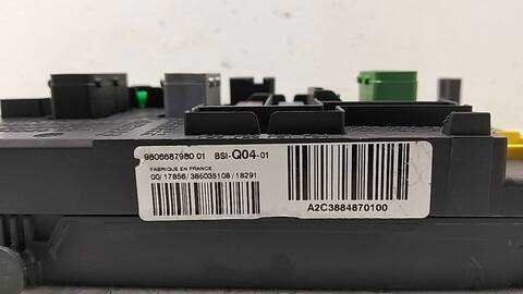 Foto 2ª: Caja Reles Fusibles Citroen C4 ATTRACTION 1 HDI FAP 116CV (2013)