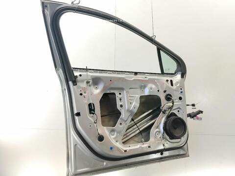 Foto 3ª: Puerta Delantera Izquierda Opel Astra 1.2 TURBO 68) (2015)