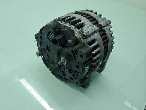 Foto 2ª: Alternador Volkswagen Transporter T5 COMBI FURGONETA TECHO MEDIO ELEVADO [AXD] (2005)