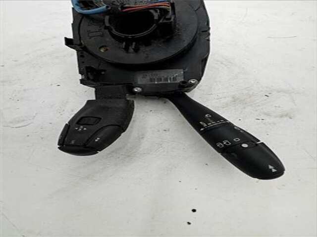 Foto 3ª: Mando Multifuncion Peugeot 207 1.4 SPORT [1.4 LTR. - 65 KW 16V CAT (KFU - ET3J4)] [KFU / ET3J4]