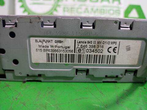 Foto 2ª: Sistema Audio Radio CD Lancia Y 1.3 MULTIJET 16V ARGENTO 10.2006 ) 75CV 55KW [199A2000] (2006)