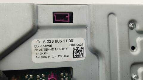 Foto 3ª: Antena Mercedes Clase C 160 C 220 T D 206.204) 220CV 162KW FAMILIAR [254920] (2023)