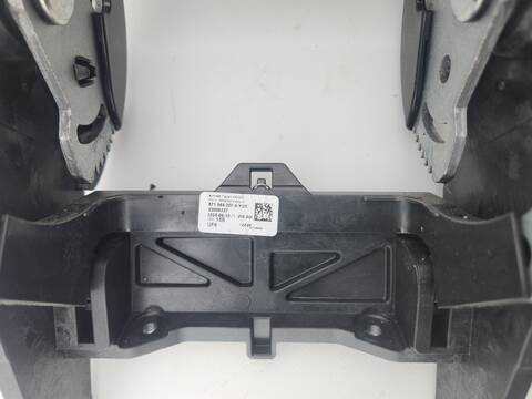 Foto 2ª: Consola Central Volkswagen Tiguan 2.0 TSI 4MOTION 204CV 150KW [DNNE] (2025)