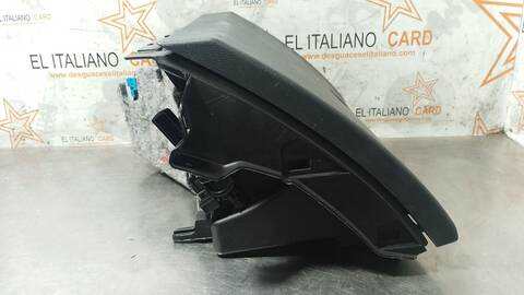 Foto 3ª: Guantera Mercedes Clase A 140 A 200 CDI 176.008) 136CV 100KW [651930] (2017)