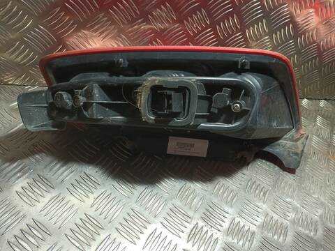 Foto 2ª: Piloto Trasero Izquierdo Fiat Grande Punto 199A2000 (2005)