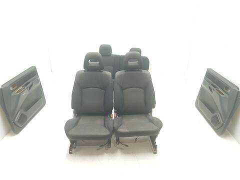 Juego Asientos Completos Nissan Terrano SE 3-PTAS.)