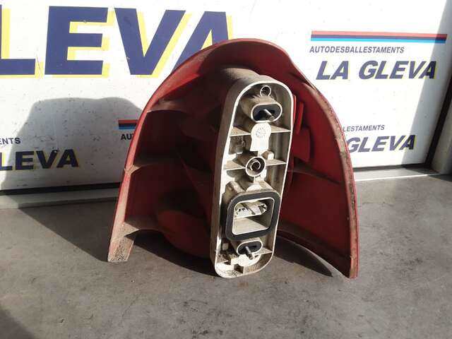Foto 2ª: Piloto Trasero Izquierdo Renault Twingo 1.2 8V (2000)