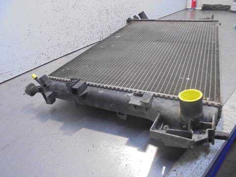 Foto 2ª: Radiador Motor Opel Vectra BERLINA 100CV 74KW (2002)
