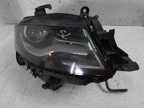 Faro Izquierdo Audi A4 333 CV AVANT 245KW