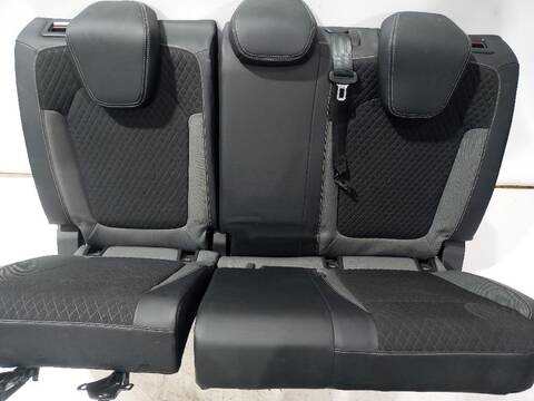 Foto 2ª: Asientos Traseros Opel Grandland DESIGN LINE 131CV (2017)